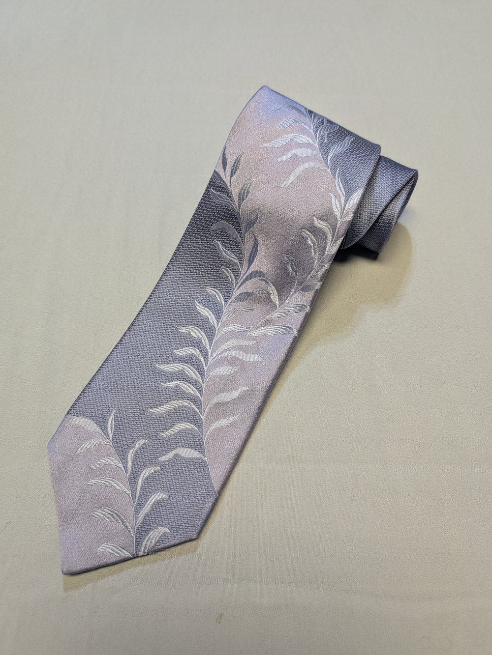 Vintage Villa Bolgheri 100% Silk Men's Necktie Floral Leaves Lavender Blue Italy